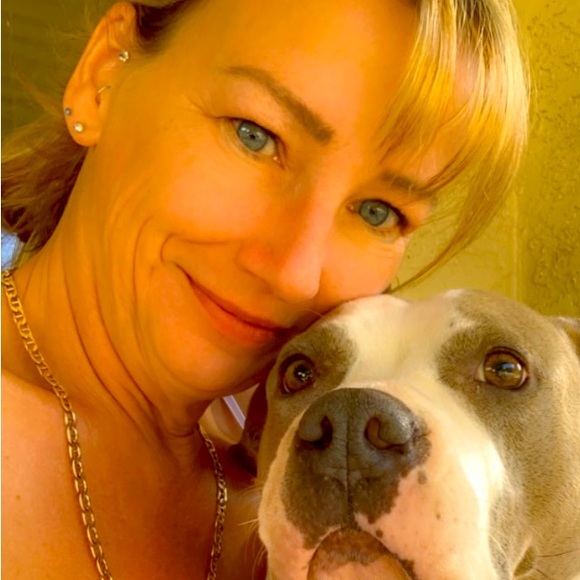 Meet your Posher, Crystal - Picture 1 of 1